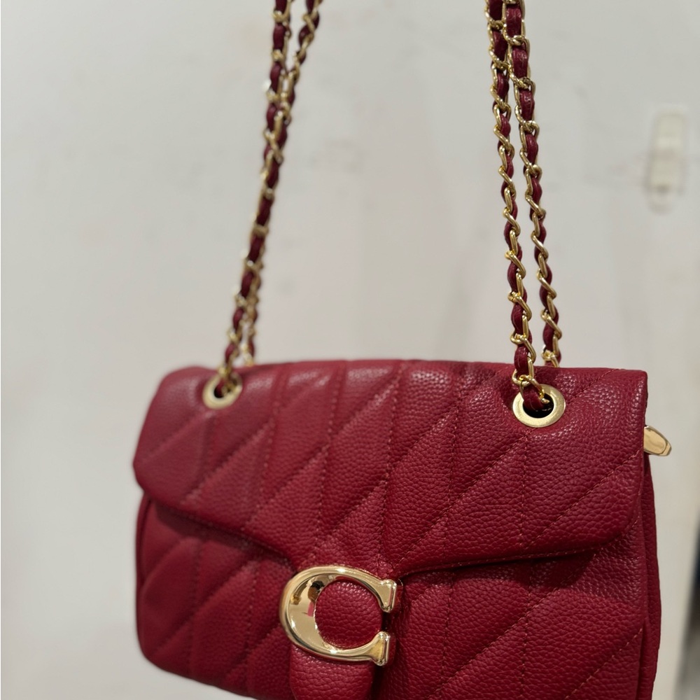 Elegant Red Quilted Shoulder Bag